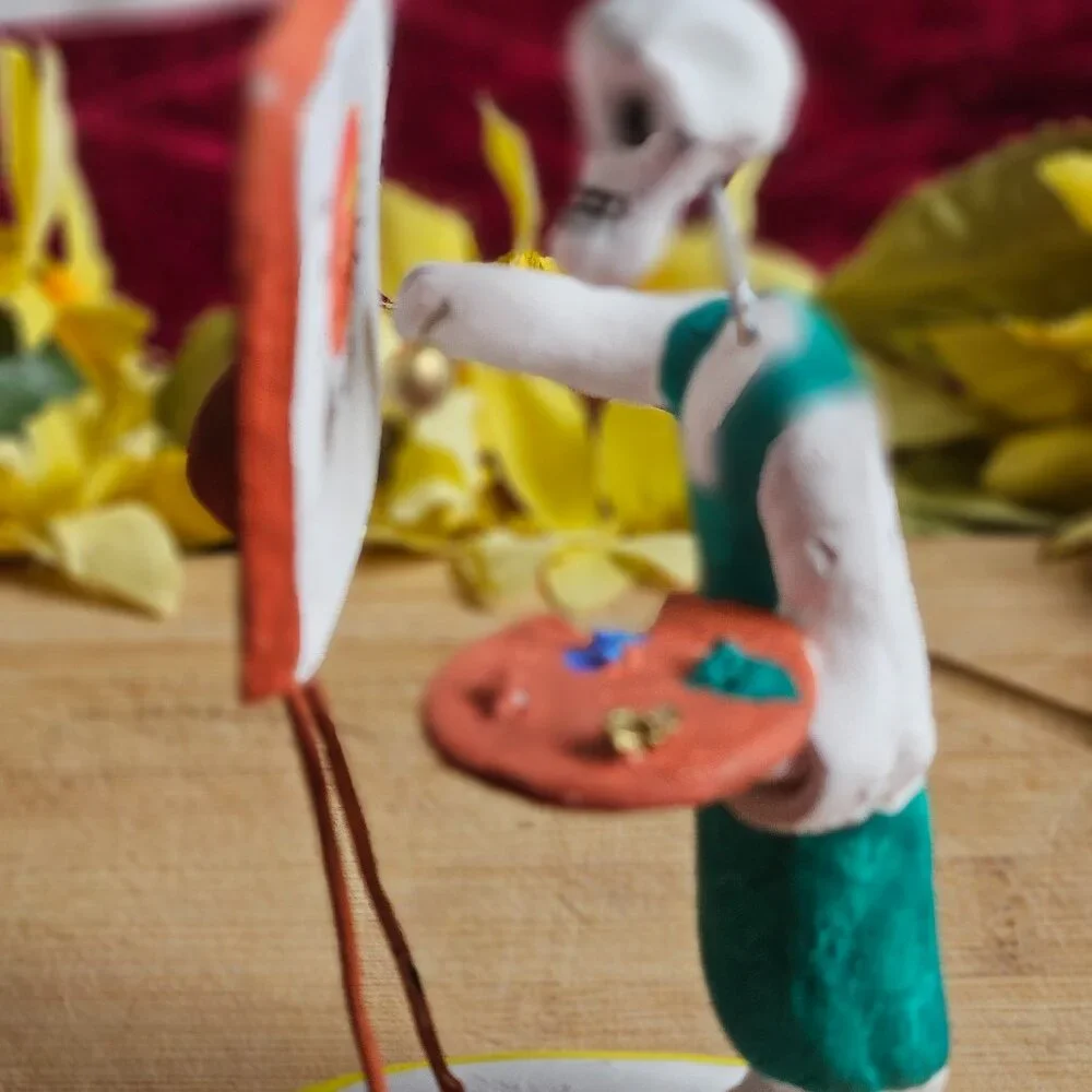 RARE VINTAGE OAXACAN ARTIST AT WORK SCULPTURE SO BEAUTIFUL - Picture 3 of 5